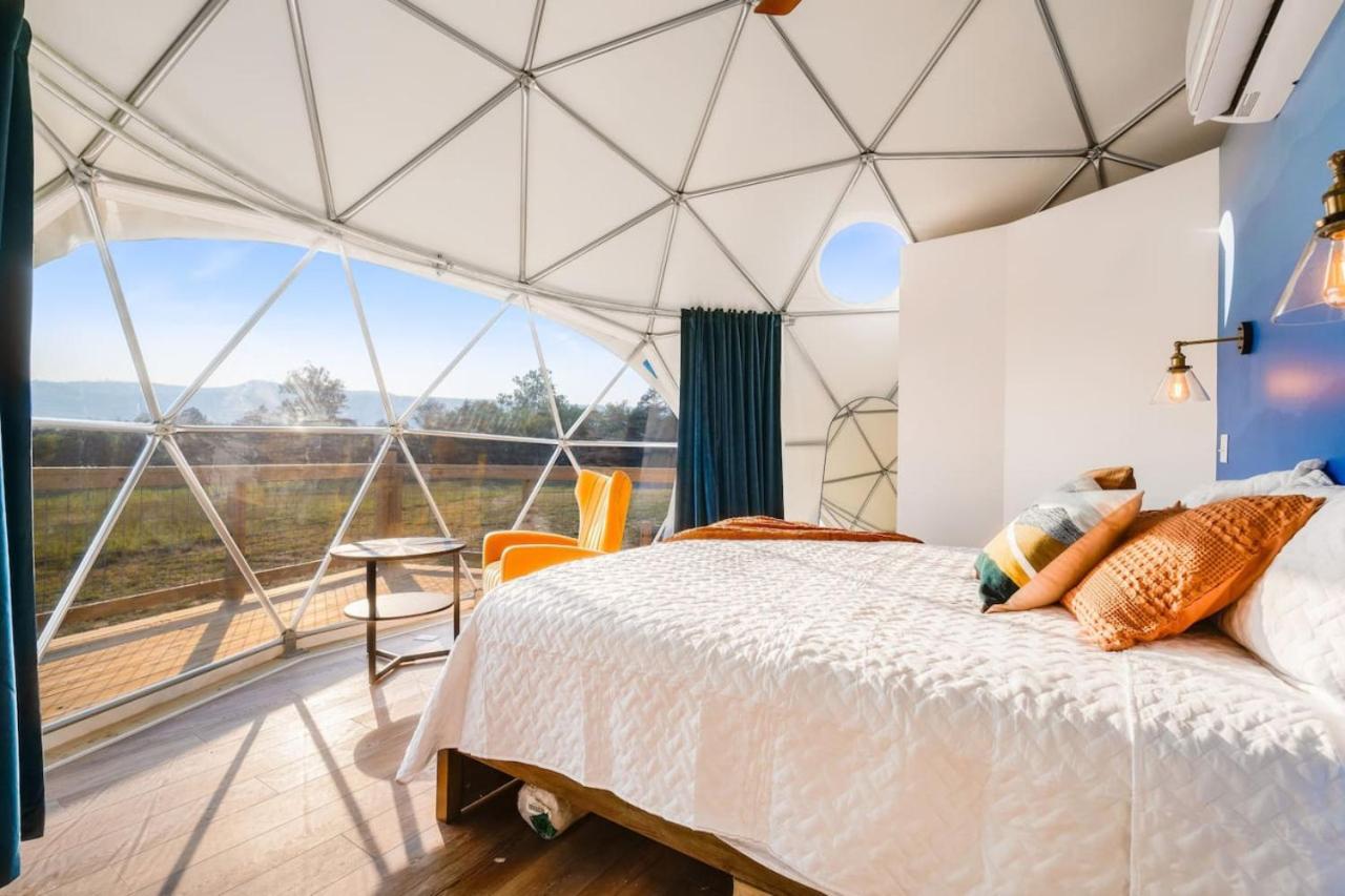 Tranquil Dome At Faraway Camp Guest House Luray Exterior photo