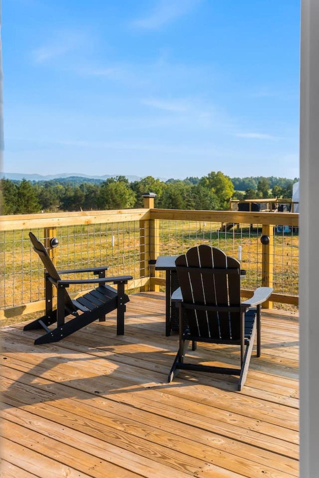 Tranquil Dome At Faraway Camp Guest House Luray Exterior photo